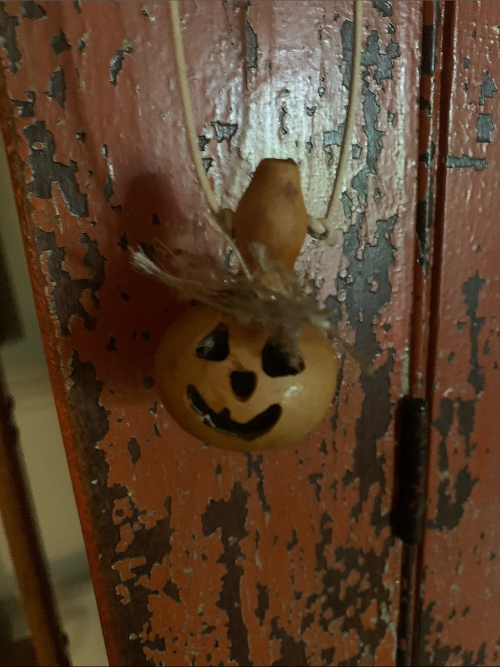 Gourd mini carved necklace